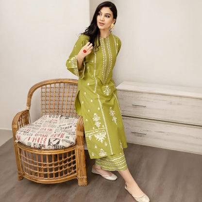 UG Lawn Embroidered 2Pc D-5796